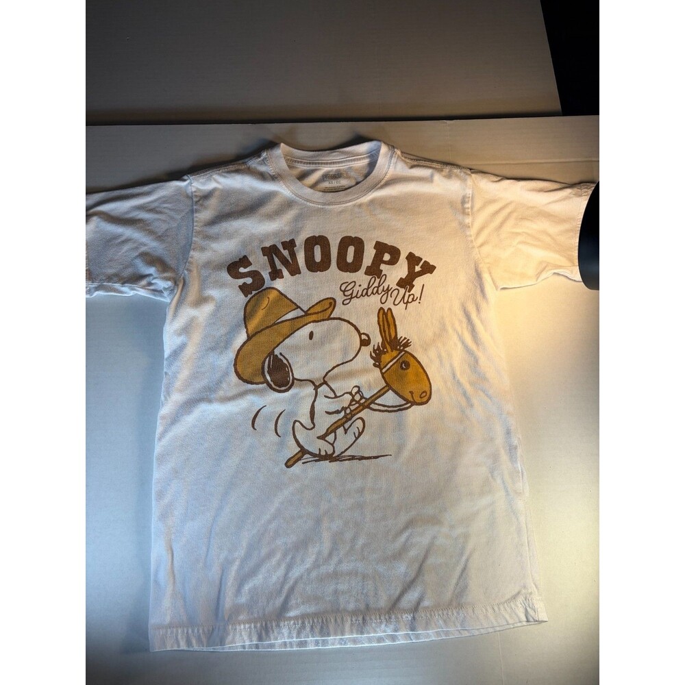 Peanuts Snoopy Giddy Up XS/EC White T-Shirt